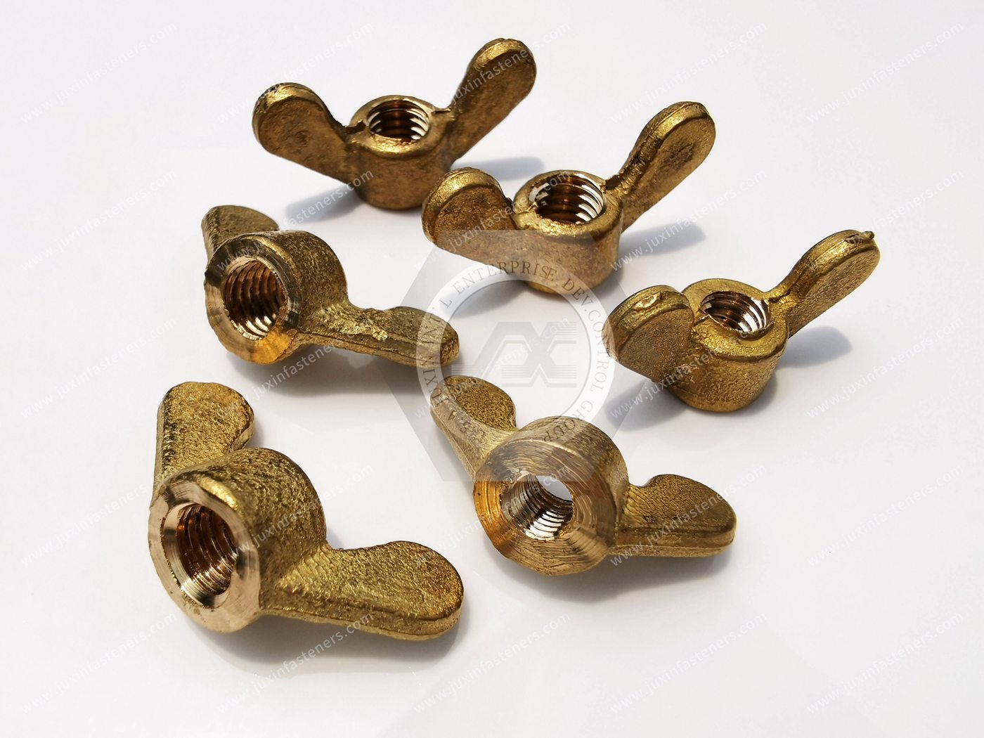 Wing nuts-Dome Wing Wing nuts-Dome Wing