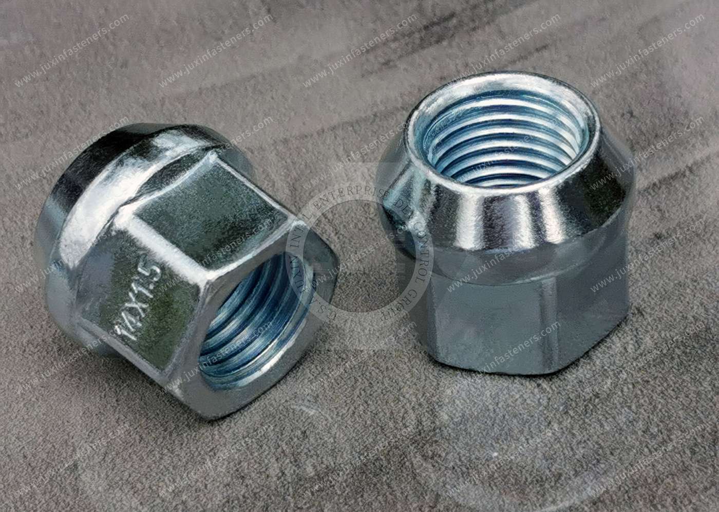 Wheel nuts Wheel nuts