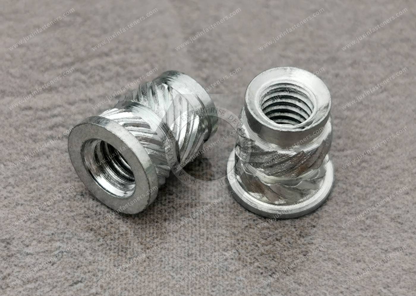 The variants – thread inserts for ultrasonic installation JX-TUIS, JX-TUIE, JX-TUID The variants – thread inserts for ultrasonic installation JX-TUIS, JX-TUIE, JX-TUID