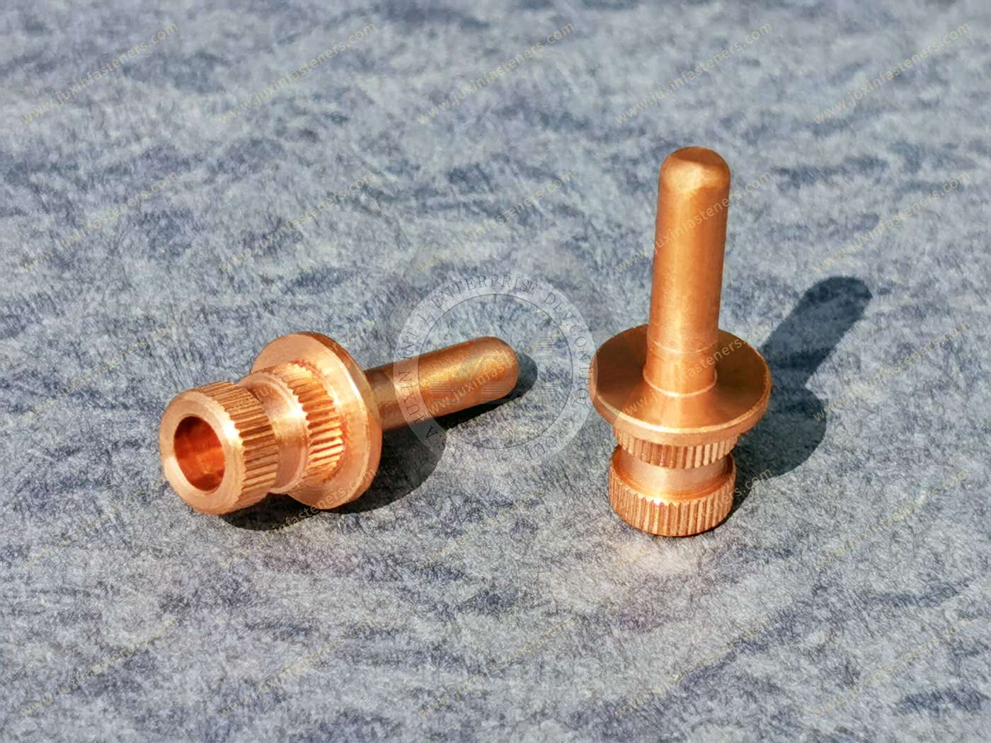 Copper Center-Knurled Dowel Pins Copper Center-Knurled Dowel Pins