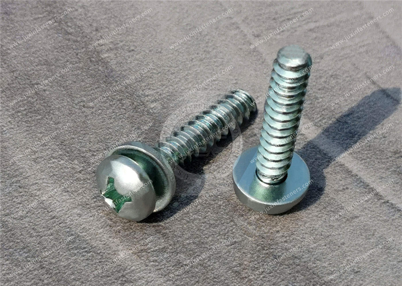 Carbon steel Cross recessed pan head screw and flat washer assembly F type Carbon steel Cross recessed pan head screw and flat washer assembly F type
