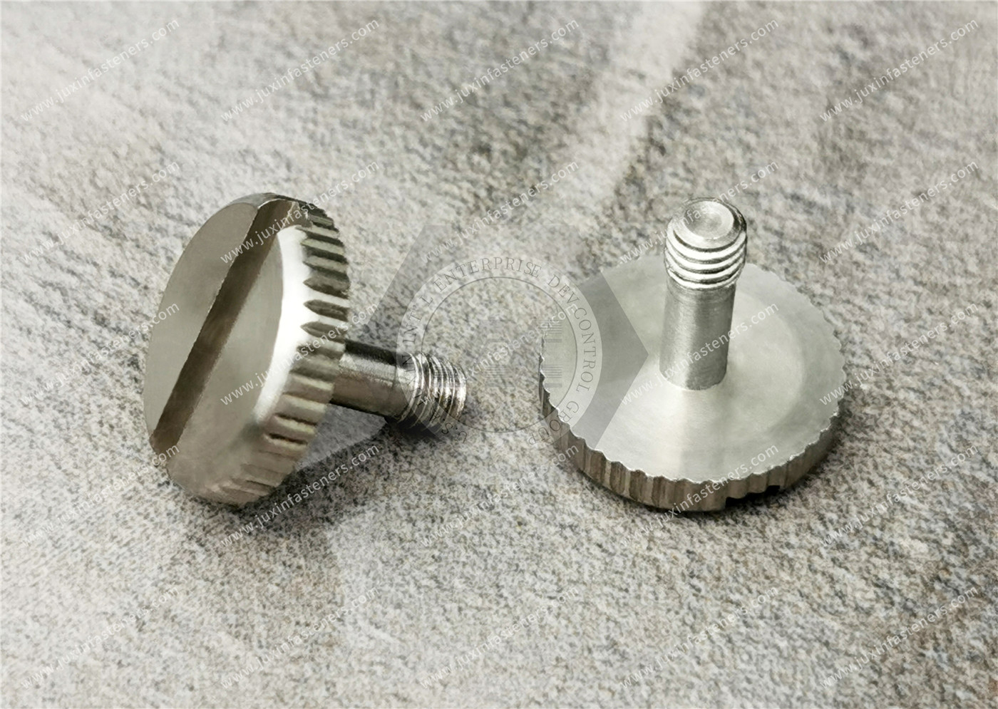 Slotted Stainless Steel Low-Profile Knurled-Head Thumb Screws Slotted Stainless Steel Low-Profile Knurled-Head Thumb Screws