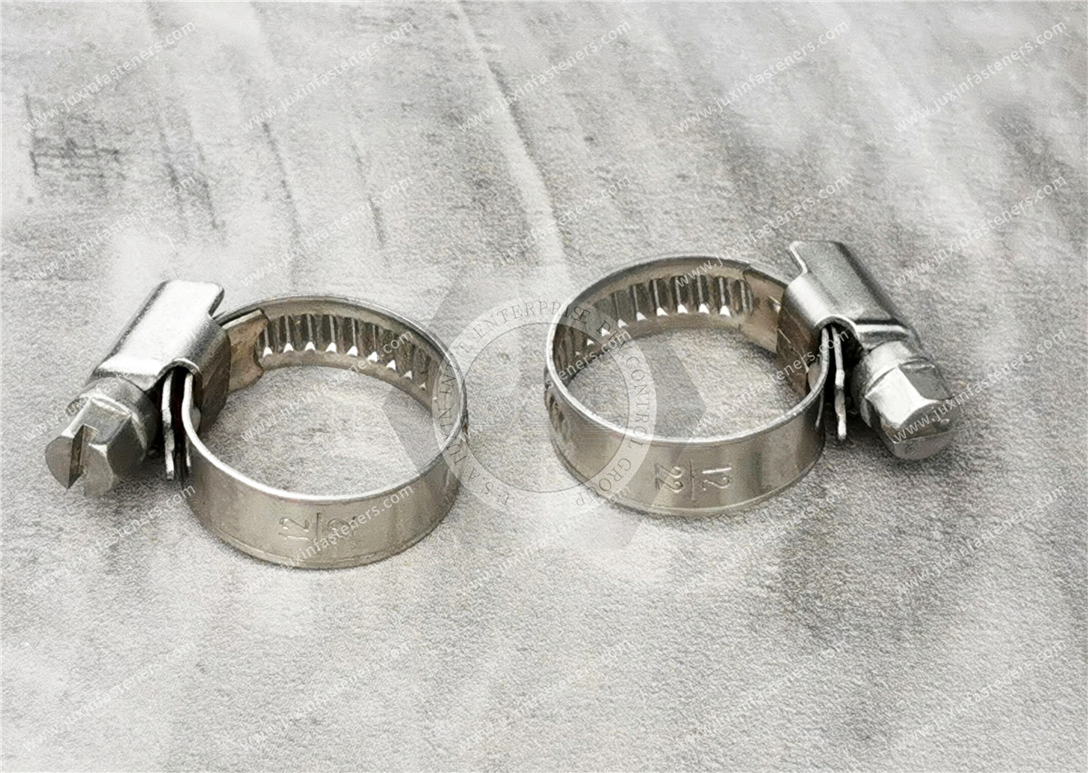 Hose clamp 40 - 60 Stainless steel Hose clamp 40 - 60 Stainless steel