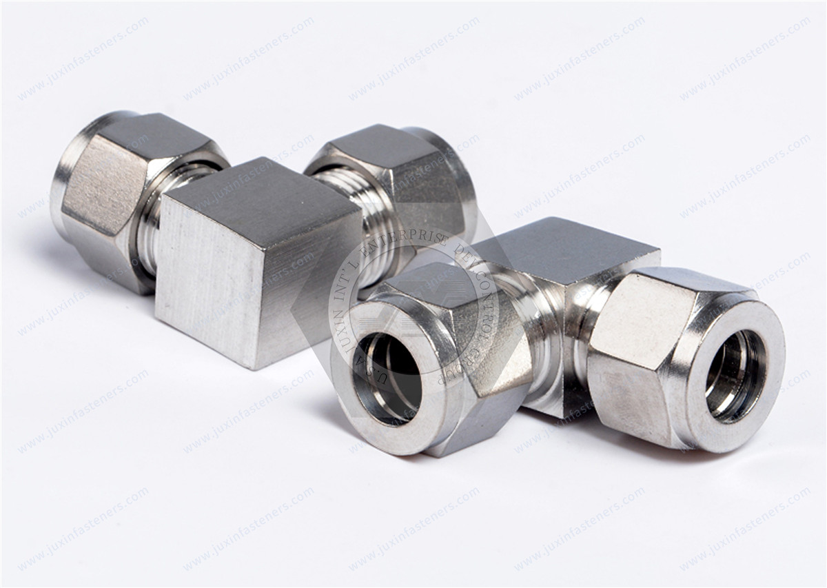 Q806 Clamping sleeve type right angle joint body Q806 Clamping sleeve type right angle joint body