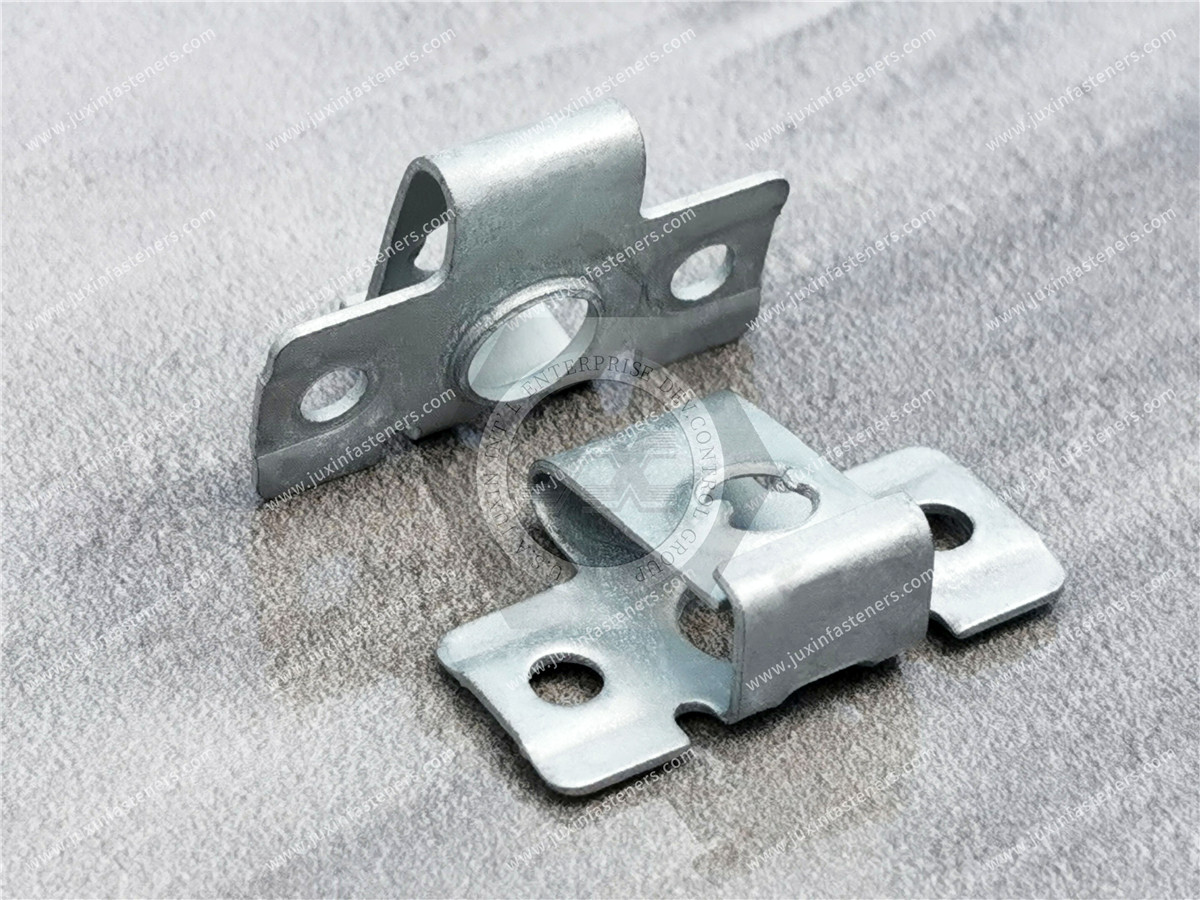 Quarter-Turn Receptacle, Size 4, Rivet-on, Steel, Zinc Immersion Coating Quarter-Turn Receptacle, Size 4, Rivet-on, Steel, Zinc Immersion Coating