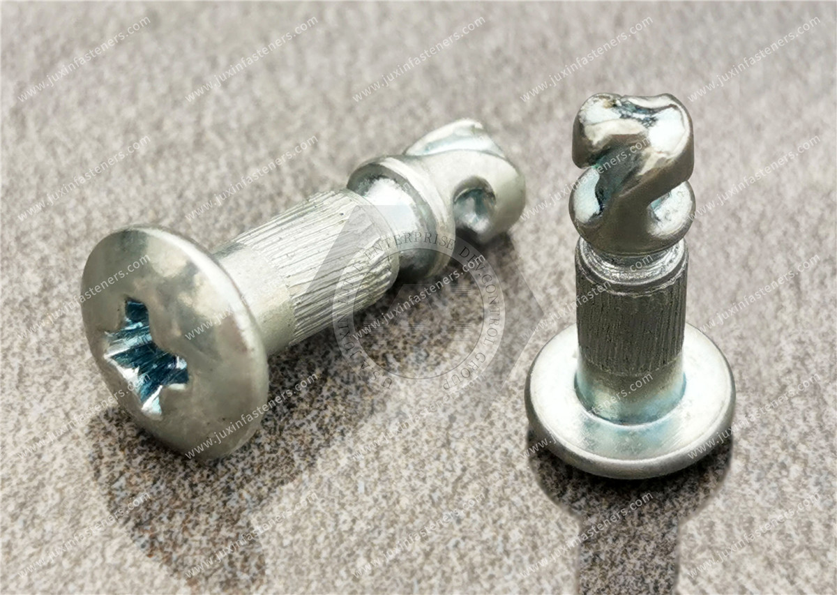 Quarter-Turn Stud, Size 4, Phillips Recess Quarter-Turn Stud, Size 4, Phillips Recess
