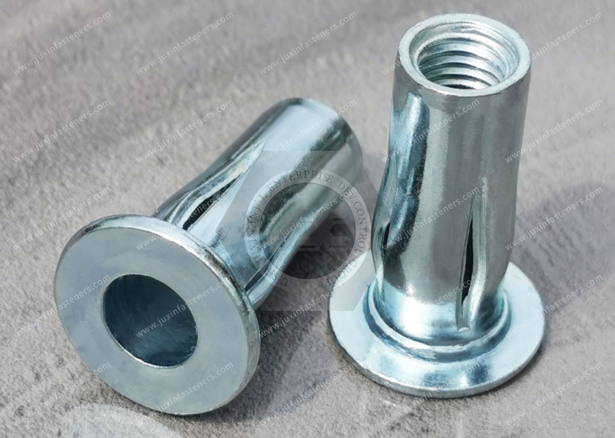 Flat Head Open Blind rivet nuts with slotted shank for ultimate pull-out force values Flat Head Open Blind rivet nuts with slotted shank for ultimate pull-out force values