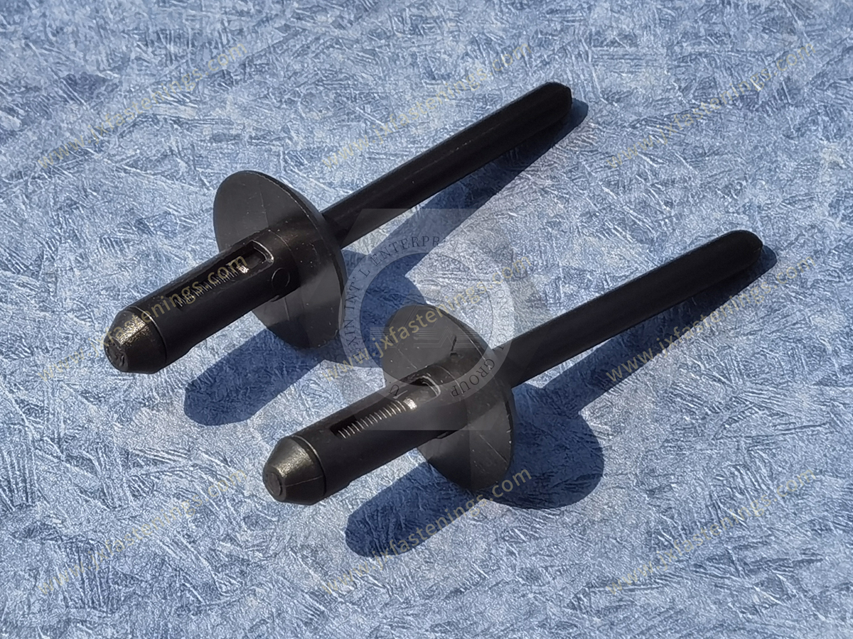 JX-13M01704 General Plastic Blind Rivets For Automotive