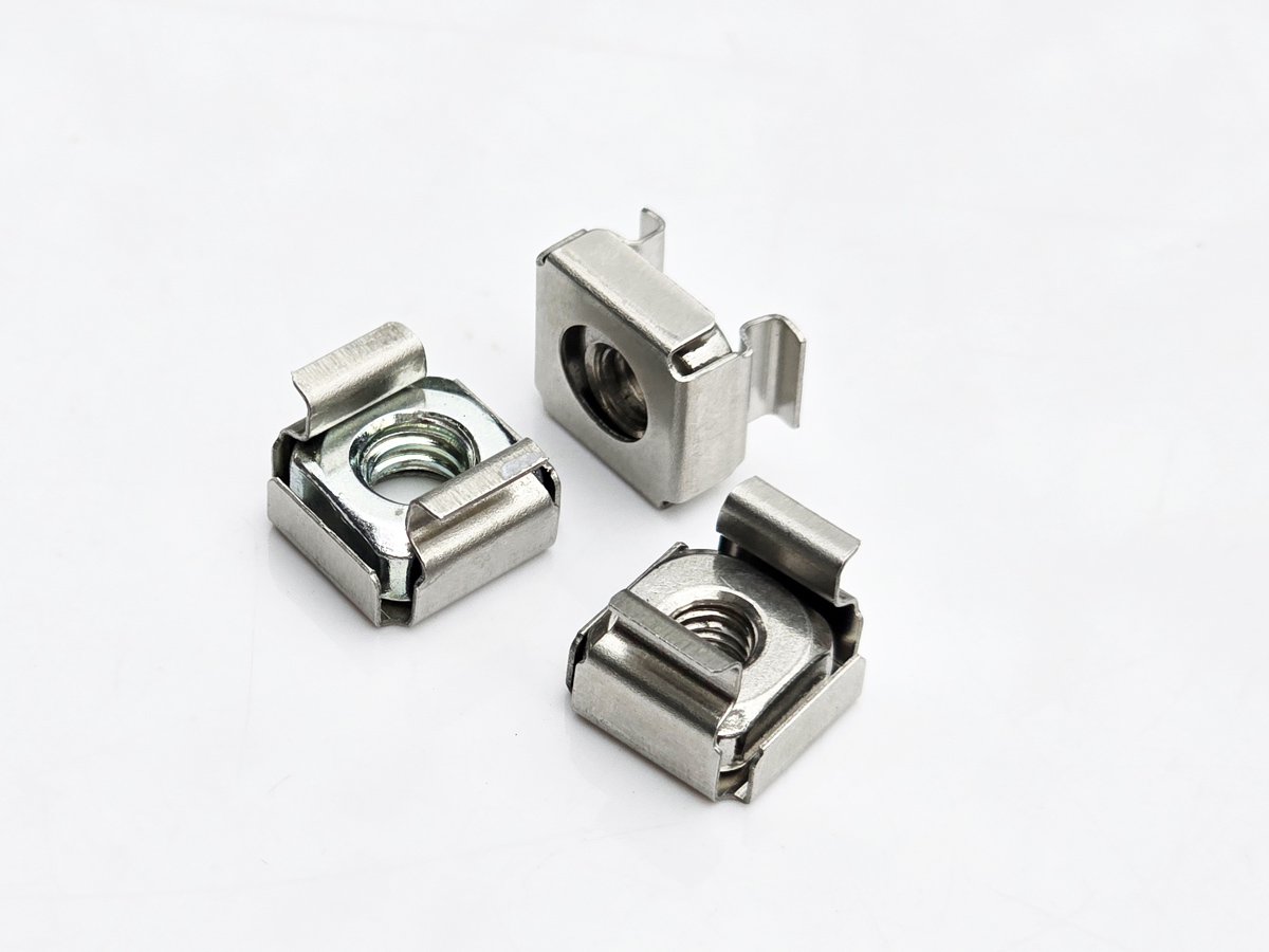 Enclosed cage nuts Enclosed cage nuts