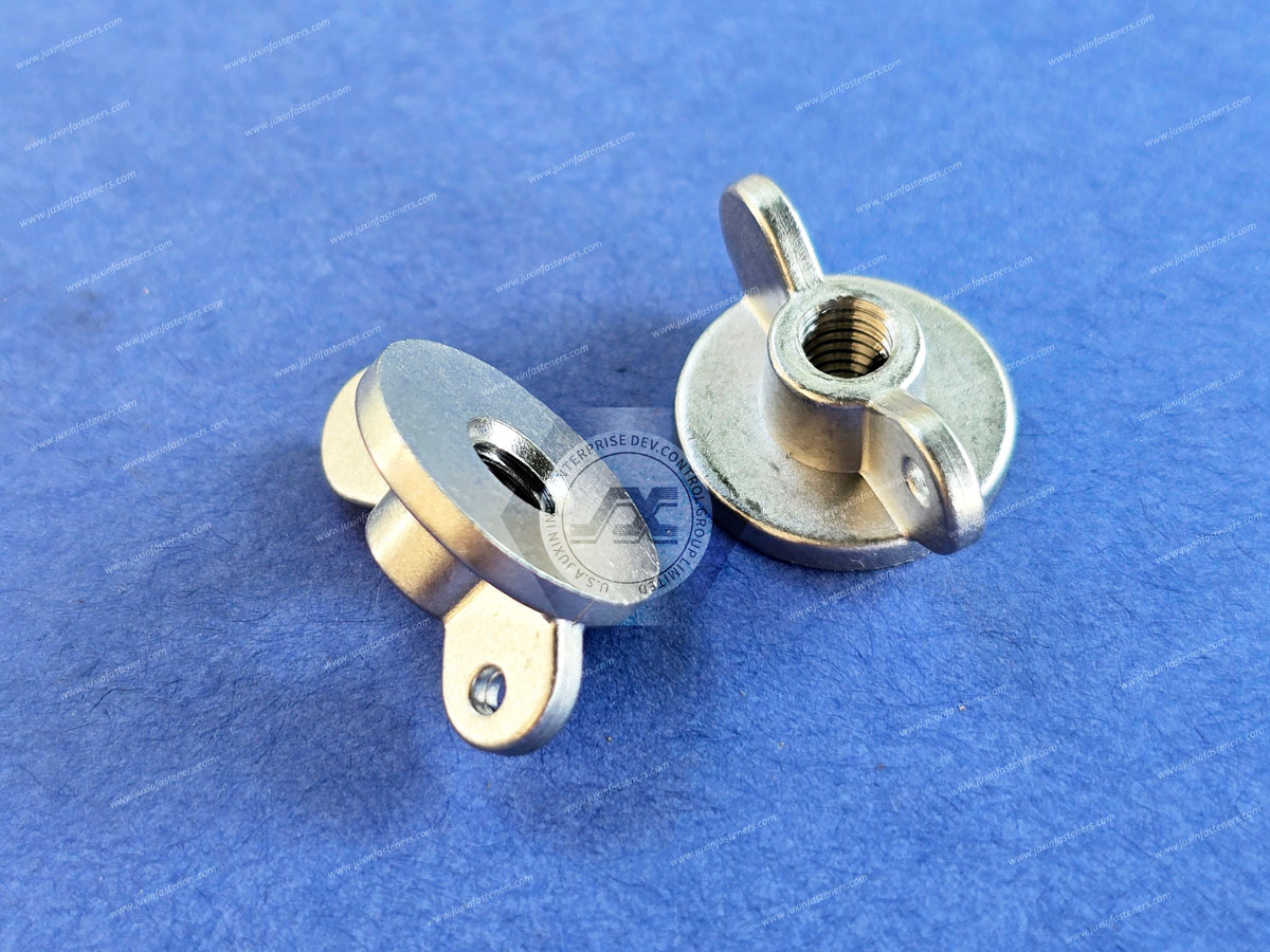Wing nuts Wing nuts