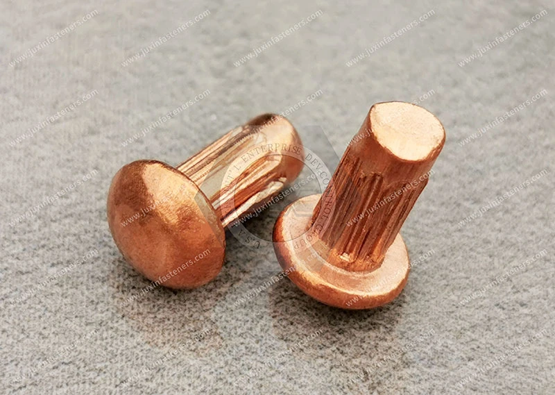 Pan Head Self Tapping Driver Solid Rivets