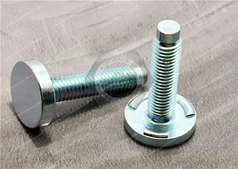 DIN34817 Carbon Steel Weld Stud with 3 Formed Projections Under the Head