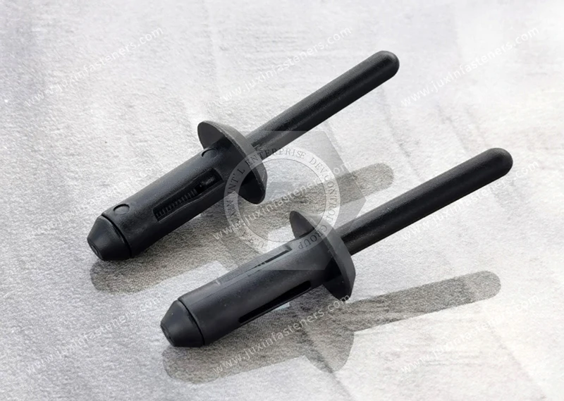 JX-13M01562 General Plastic Blind Rivets For Automotive