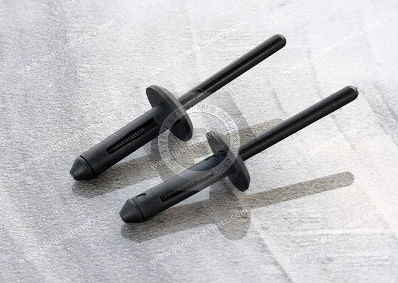 JX-13M01300 General Plastic Blind Rivet For Automotive