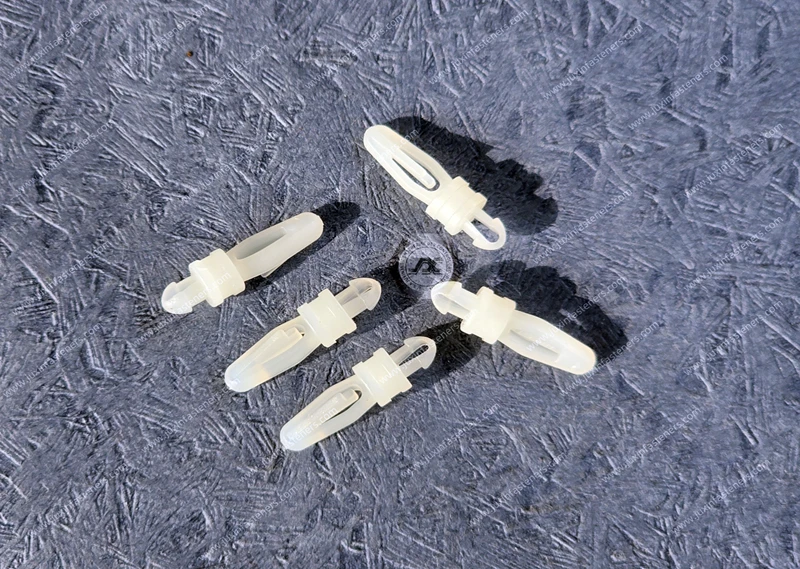 Locking Circuit Board Support